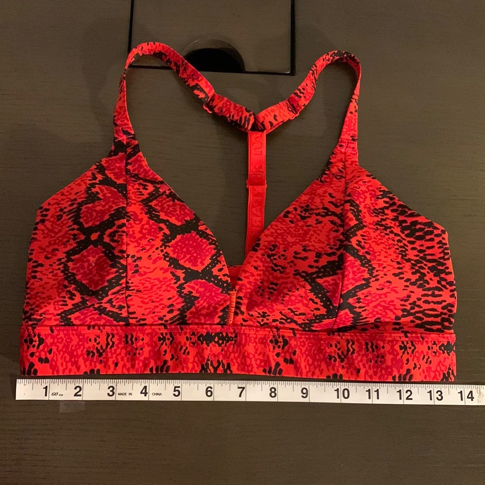 ADIDAS IVY PARK Heart - Snakeskin Print Triangle Red Black Sports bra Size M